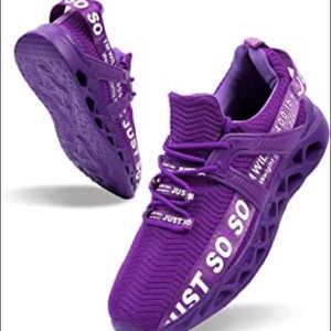 woman’s running shoes